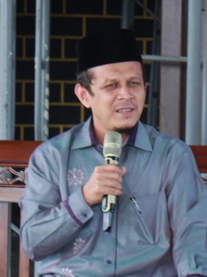 Tgk. H. Fakhruddin Lahmuddin: Antara Dakwah dan Sepak bola Tgk. H. Fakhruddin Lahmuddin: Antara Dakwah dan Sepak bola